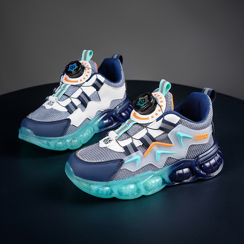 Zapatos DE LOS NIÑOS otoño y el invierno nueva malla giratoria hebilla de cuero los niños zapatillas medio y grandes los zapatos de viaje las niñas ocasionales