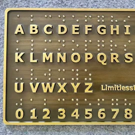 金属工艺品;装饰挂牌;景观雕塑