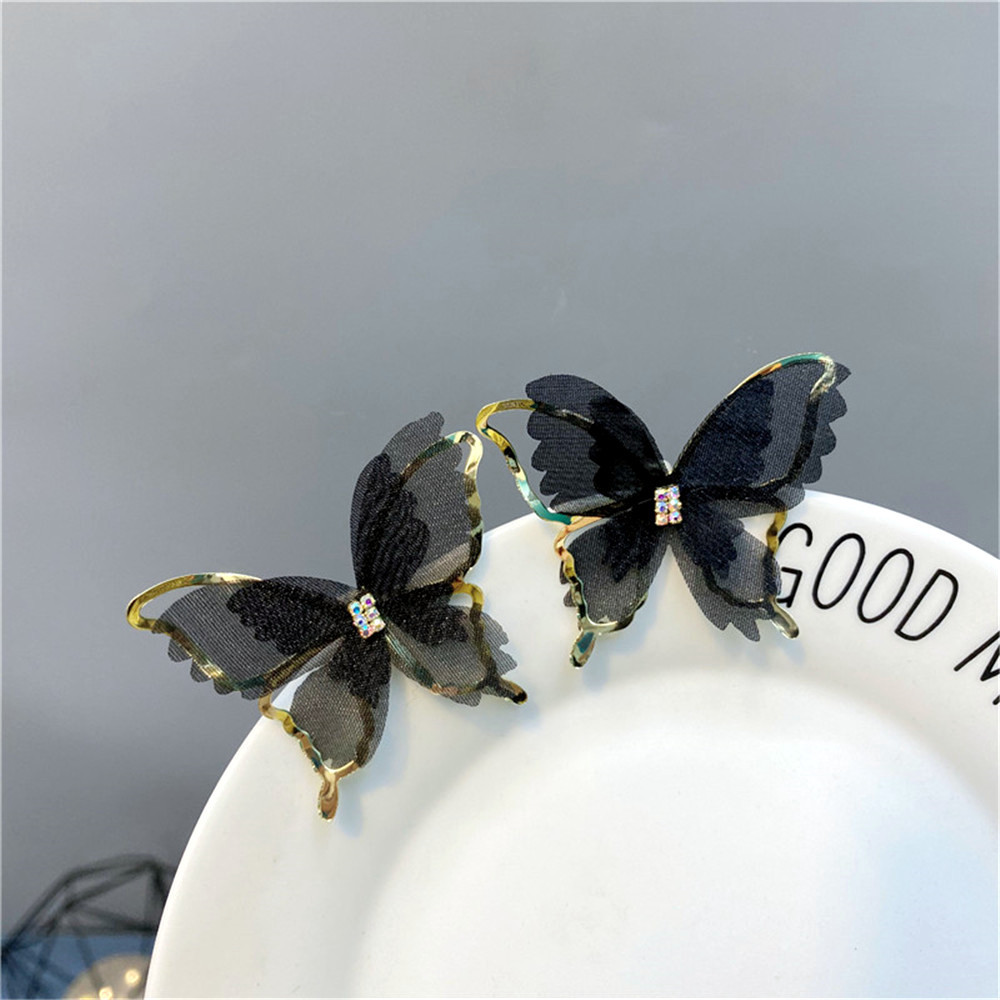 Pendientes Tachonados De Diamantes De Mariposa Hueca De Moda display picture 10