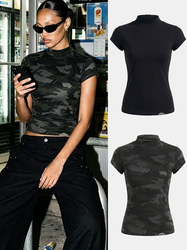 Retro camouflage short fitted design summer T-shirt, with short sleeve, trend of season