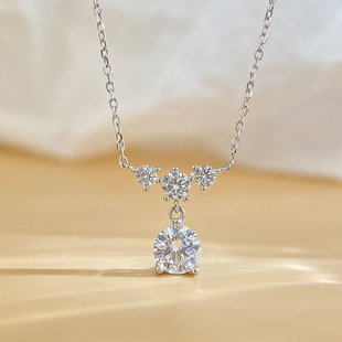 Cross-border S925 Sterling Silver Necklace Moissanite Necklace Women's Simple Tassel Light Luxury 1.5 karat D Color Moissanite Necklace