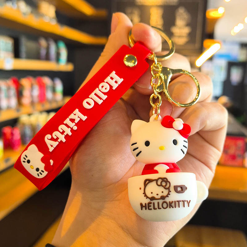 El llavero de Sanrio llavero, la muñeca colgante, la máquina de muñecas, tuiteó un pequeño regalo de menos de 10 yuanes.