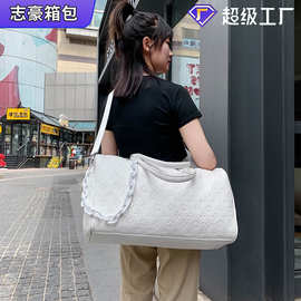 2024PU压花旅行包女大容量手提行李包男女运动旅行箱健身休闲防盗