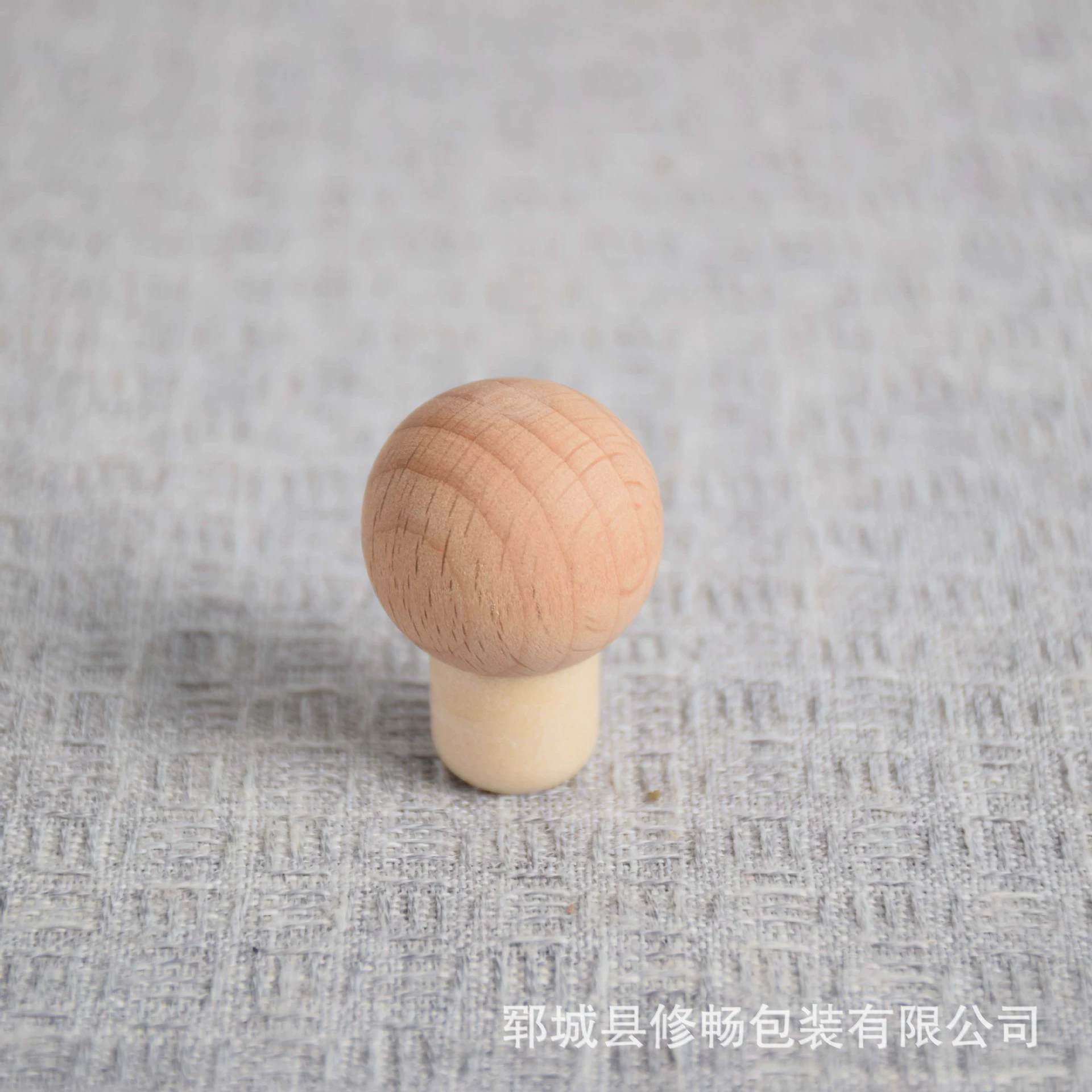 Red wine plug polymer cork beech T-shaped cork wine bottle plug foreign wine bottle seal plug