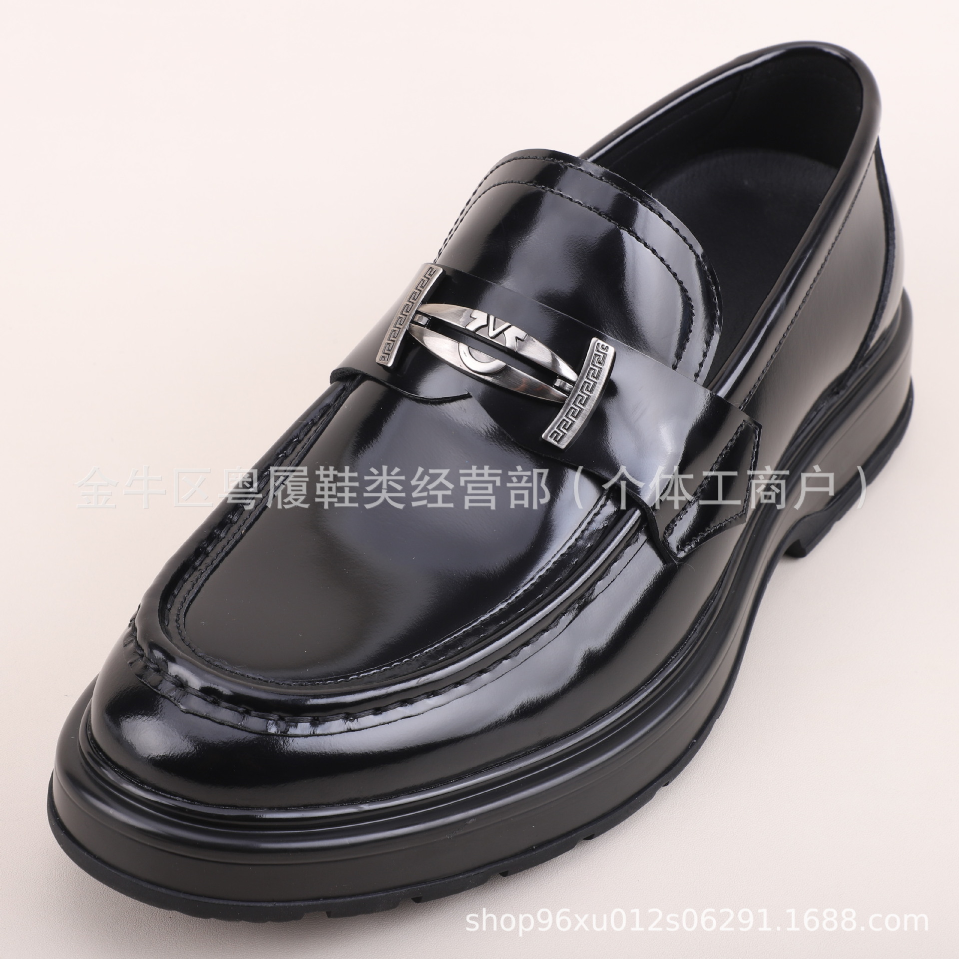 粤履供应链25秋冬季新款商务鞋休闲软皮便鞋时尚男鞋2141K13-A118