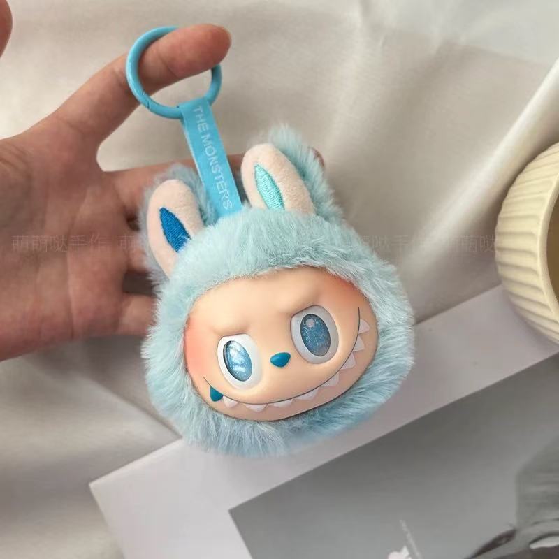 Caricaturas lindas peluche tela de tela llavero regalo creativo bolsas colgantes estandos pequeños productos