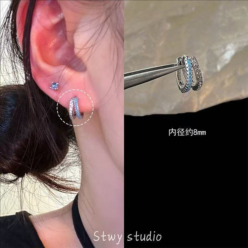 New high-end ultra-shiny ice blue earrings, blue ins-style earrings, double ear piercing stackable earrings