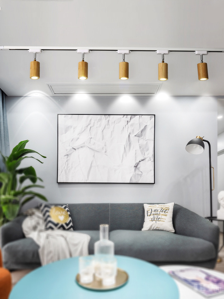 Japanese-style solid wood LED track light, Nordic minimalist solid wood living room ceiling-mounted spotlight, clothing store track lighting