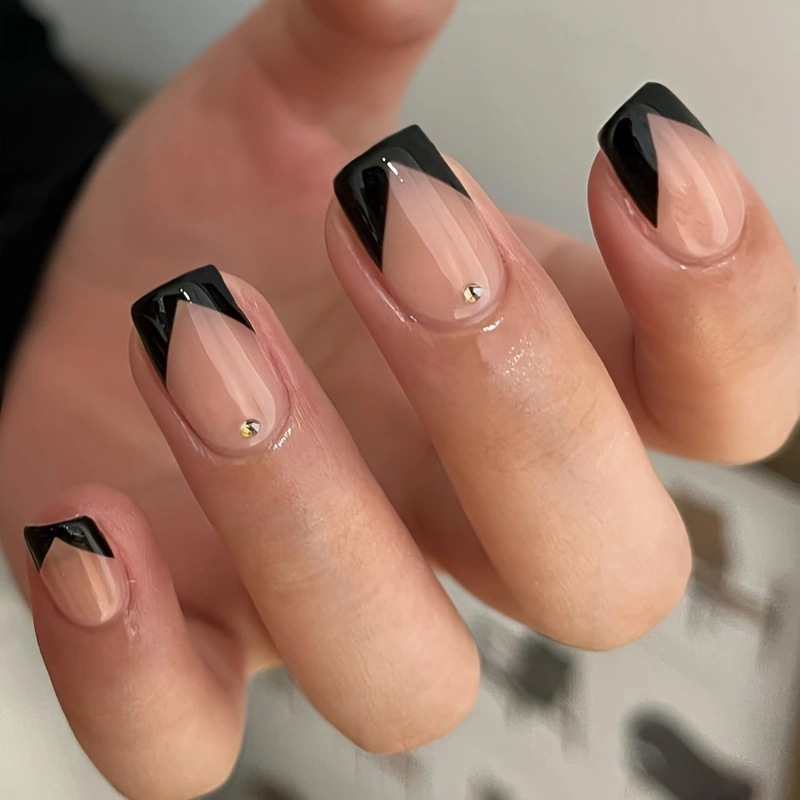 Short black French wear nail simple fashion classic manicure finished product press-type fake nail foreign trade cross-border supply Short black French wear nail simple fashion classic manicure finished product press-type fake nail foreign trade cross-border supply