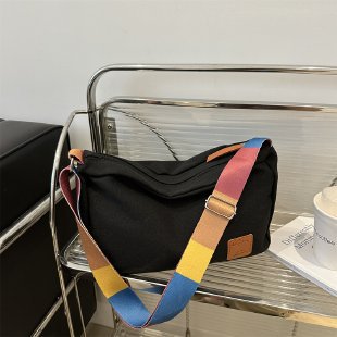 검은색