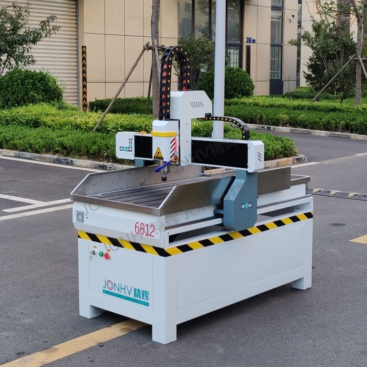 Pequeña máquina de grabado CNC multifuncional-4