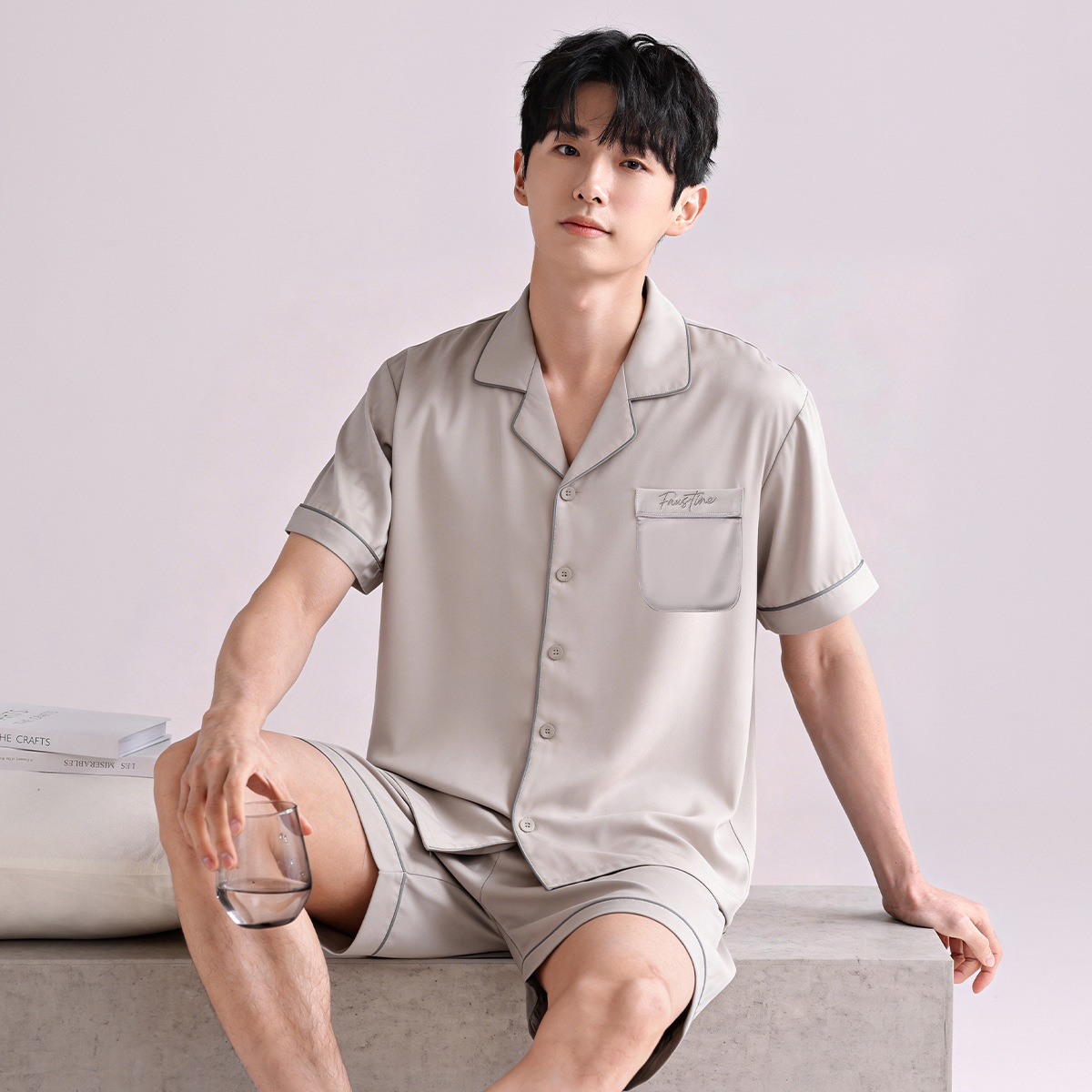 새틴 솔리드 컬러 티 그레이