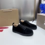 电绣新款平底月牙男鞋