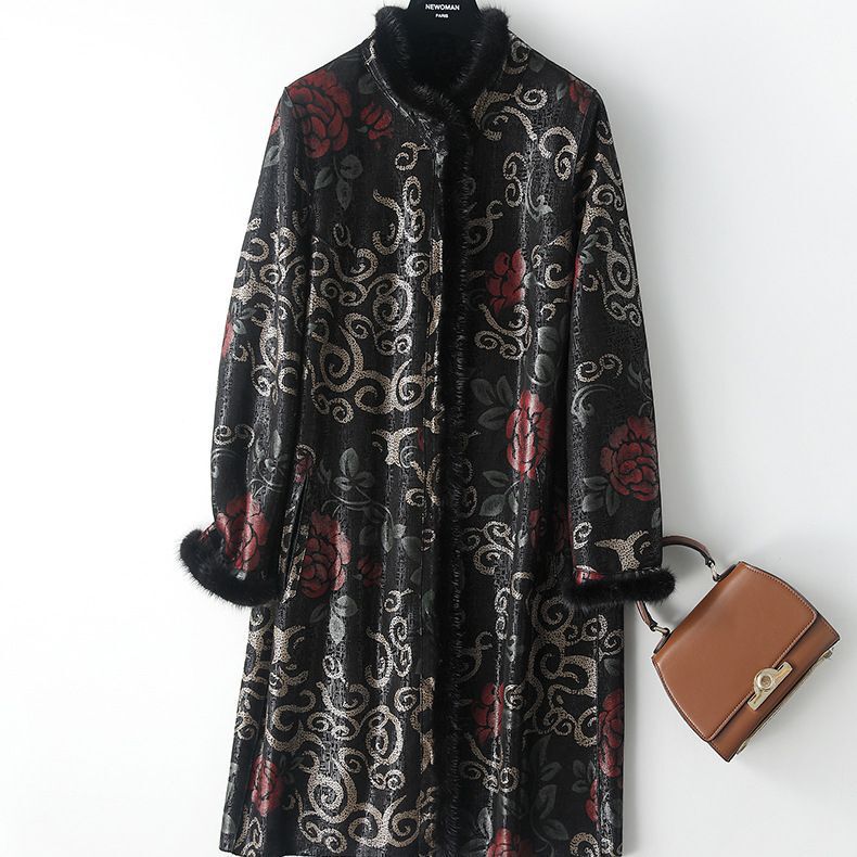 New Fashionable and Stylish Mother's Clothing Winter Jacquard Fur All-In-One Outwear for Women Mid-Length Warm Outwear for Women