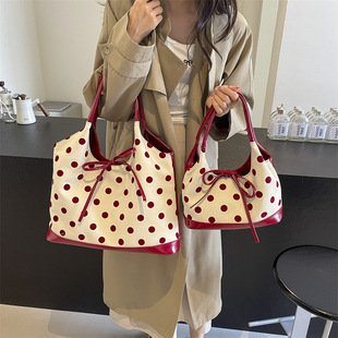 ͨ�ڴ�����Ů��2026�¿�����Ƥ�|���c�μ�Ҹ�°������������ذ�