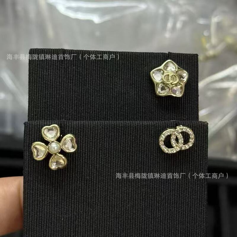 新款香家法式花朵名媛宫廷光面镶钻字母珍珠耳钉耳环耳饰品潮|undefined