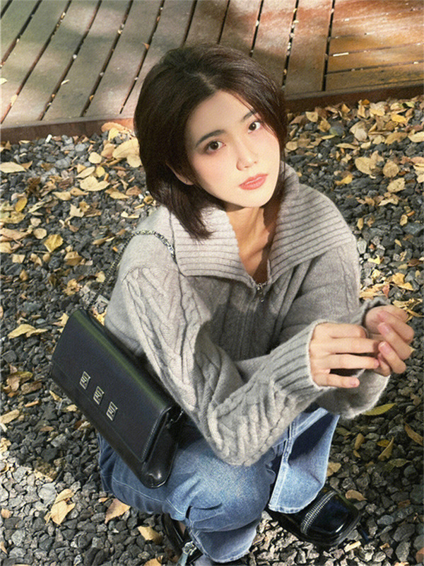灰色麻花拉链毛衣外套女秋冬厚款慵懒风新款拉链纯羊翻领毛开衫|undefined