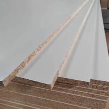 直供三聚氰胺颗粒板刨花板不易开裂可用于各种家具制作质优价廉