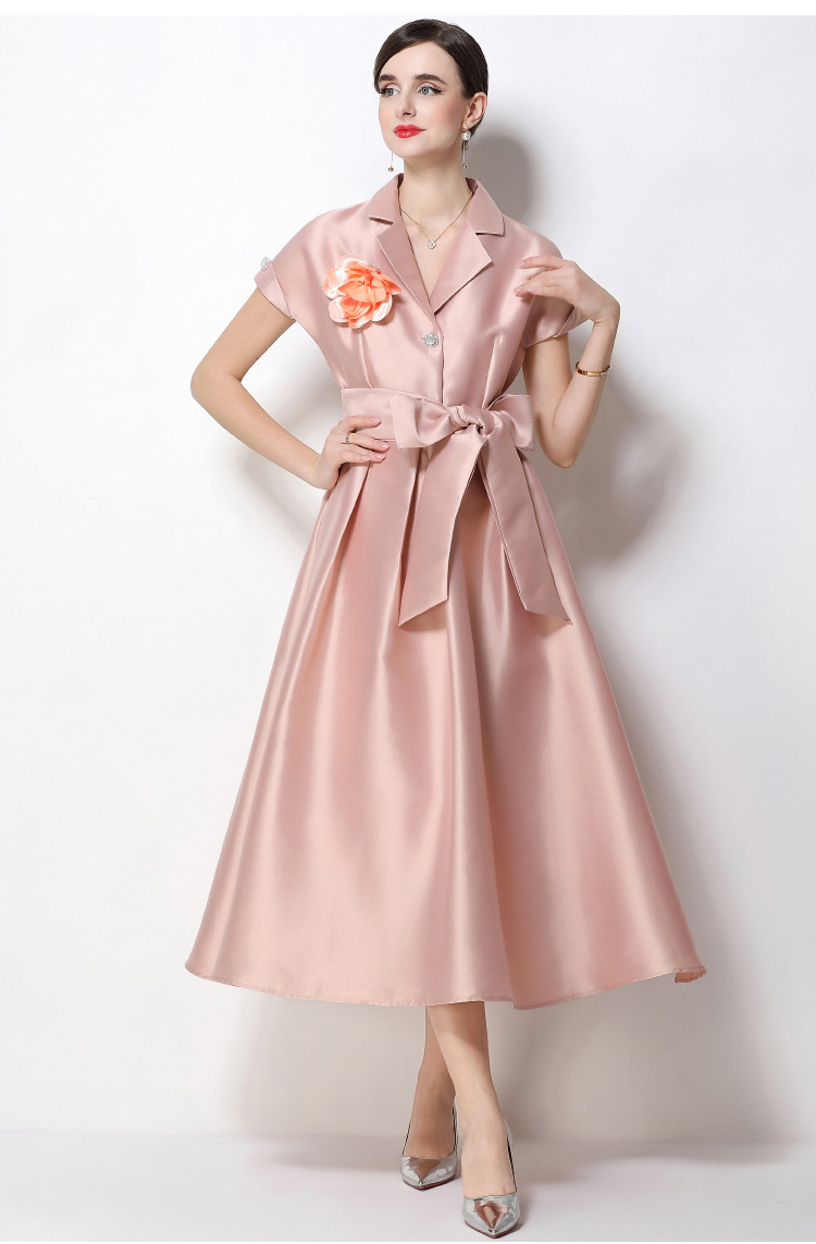 Đầm maxi nữ hoa nổi tay ngắn cổ vest thắt eo jacquard xòe — màu đen, Rượu vang đỏ, xanh lam, màu hồng đậm chi tiết 10