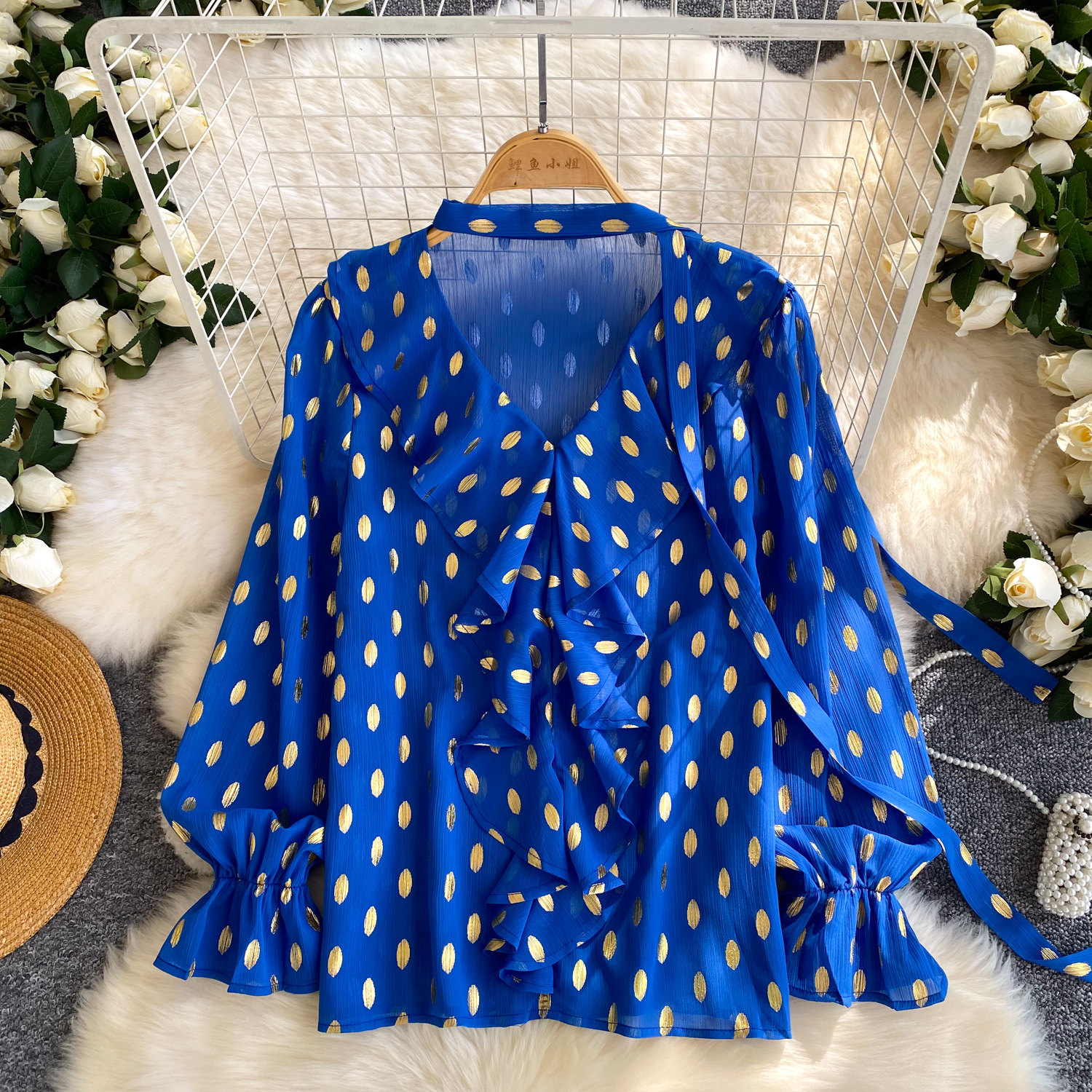 Camicia a pois stile francese con volant e fiocco manica lunga_voghion.com