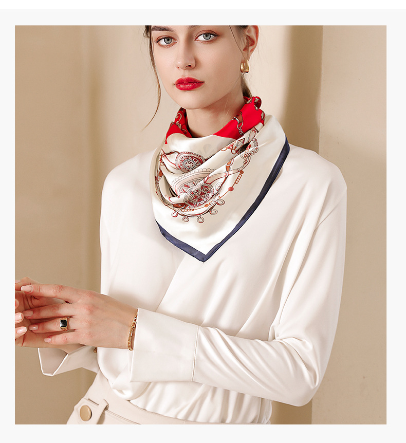 Women's Small Square Scarf Diamond Print Silk Fashion Accessory_voghion.com