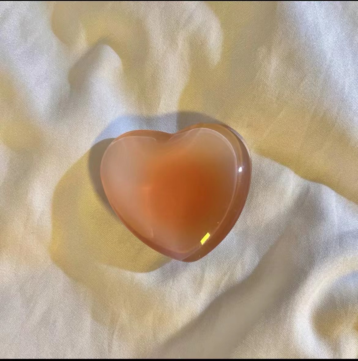 Orange Coloured heart shaped phone stand - Memoriex