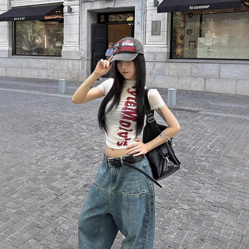 [Mesh Fabric] Summer New Slim Fit Design with Cut Out Letters Printed on the Back Short-Sleeved T-Shirt for Women