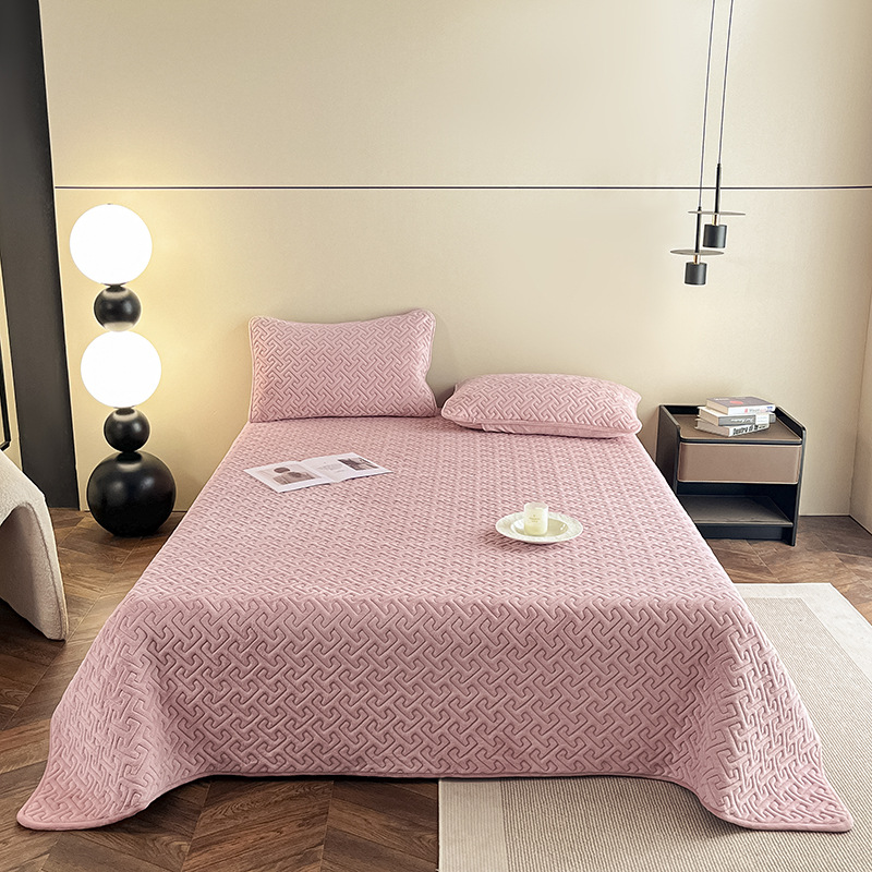 Winter Warm Milk Velvet Bedspread, Solid Color Bed Cover, Thickened Feather Silk Cotton Filling, Simple Bedding, Can Be_voghion.com