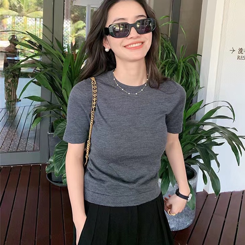 Elegant short silk cotton summer thin knitted base T-shirt with a…
