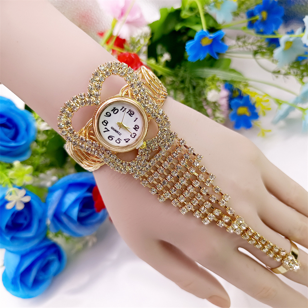 Fashion Trend Business All-match Luxury Diamond-studded Elegant Quartz Watch suit Diamond-studded Bracelet suit