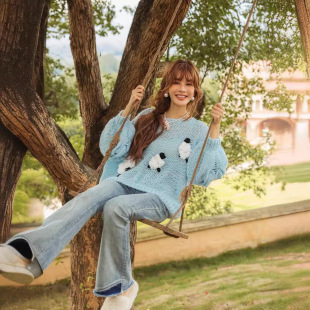 2024С�t��ͬ��С���R��ë�ְ�ᘼ��ֿ��黨ë��Ůsweater