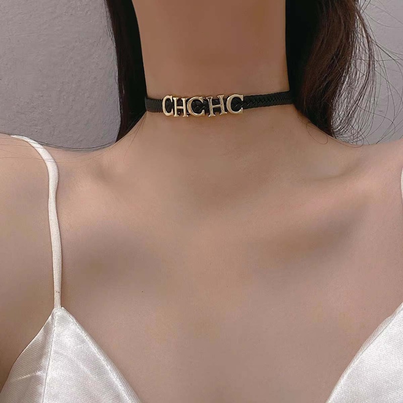 韩式复古黑色编织皮质金属字母项圈女小众设计choker项链百搭颈链|undefined