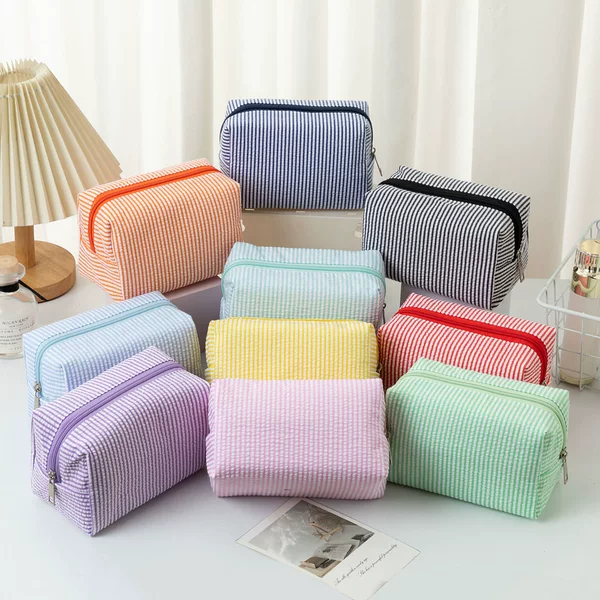 Cross-border Hot Selling Seersucker Cosmetic Bag Hand-held Large Capacity Wash Bag Embroidered Striped Travel Cosmetic Storage Bag