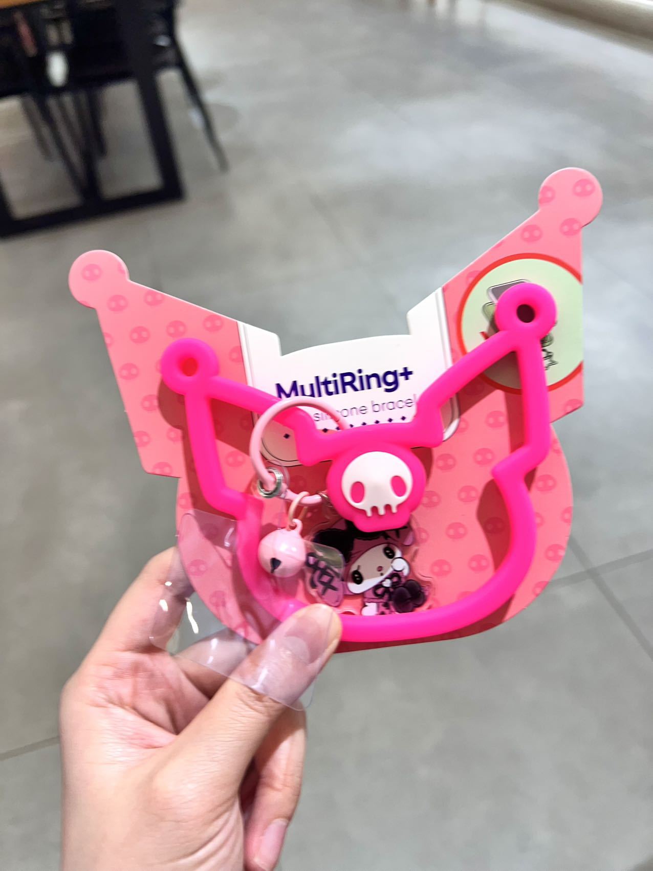 Cordón de teléfono móvil de alta gama estilo ins hecho a mano de boutique Pulsera de silicona Kulomi Cordón de teléfono móvil de moda Cordón corto