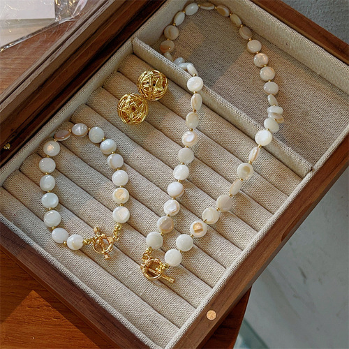 Genuine Shell Flat Bead Necklace Set with 18K Gold Plated Wire-wound Earrings - A Luxurious and Elegant Accessory