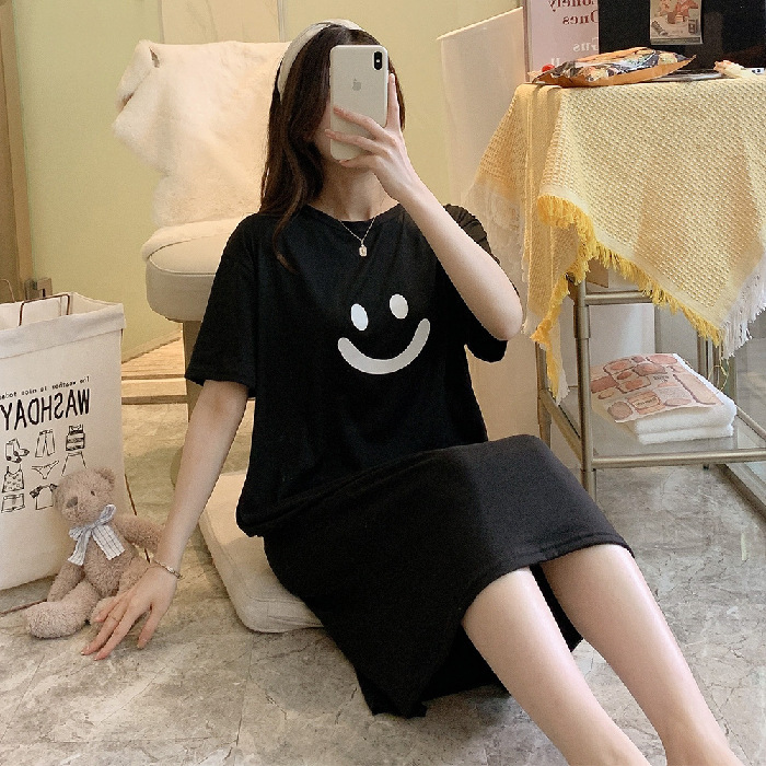 Estilo coreano nuevo verano de manga corta pijamas de las mujeres japonés ins cuello redondo suelto vestido MIDI dulce cara sonriente WeChat celebridad en línea