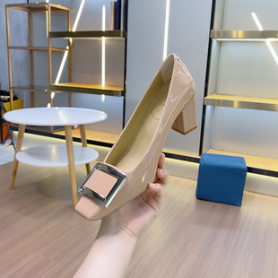 ������Ƥ�߸�Ь2025�¿�^�\�ڽ��ٿەr�К��|�ָ�Ů��Ь