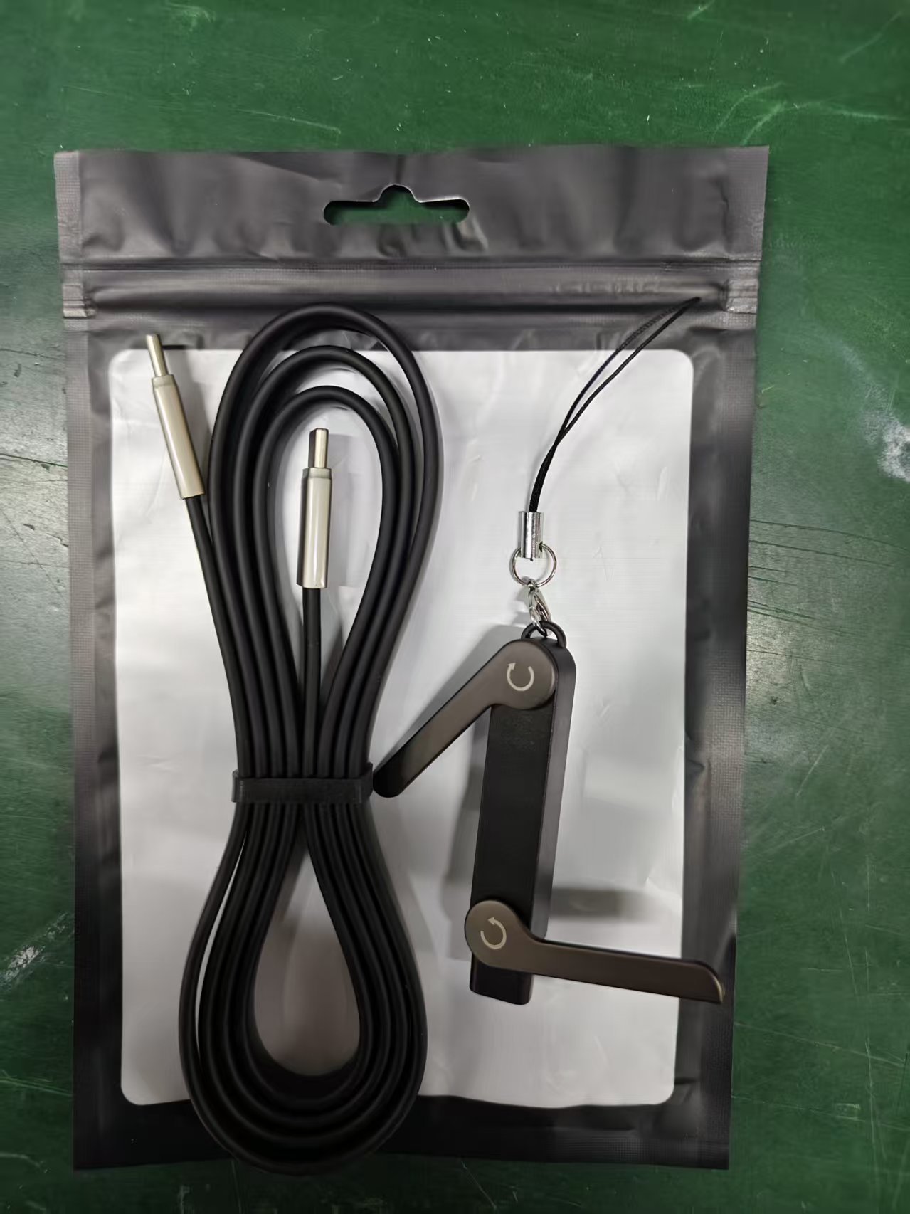 Adaptador negro + cable de silicona negro 240W (C-C)