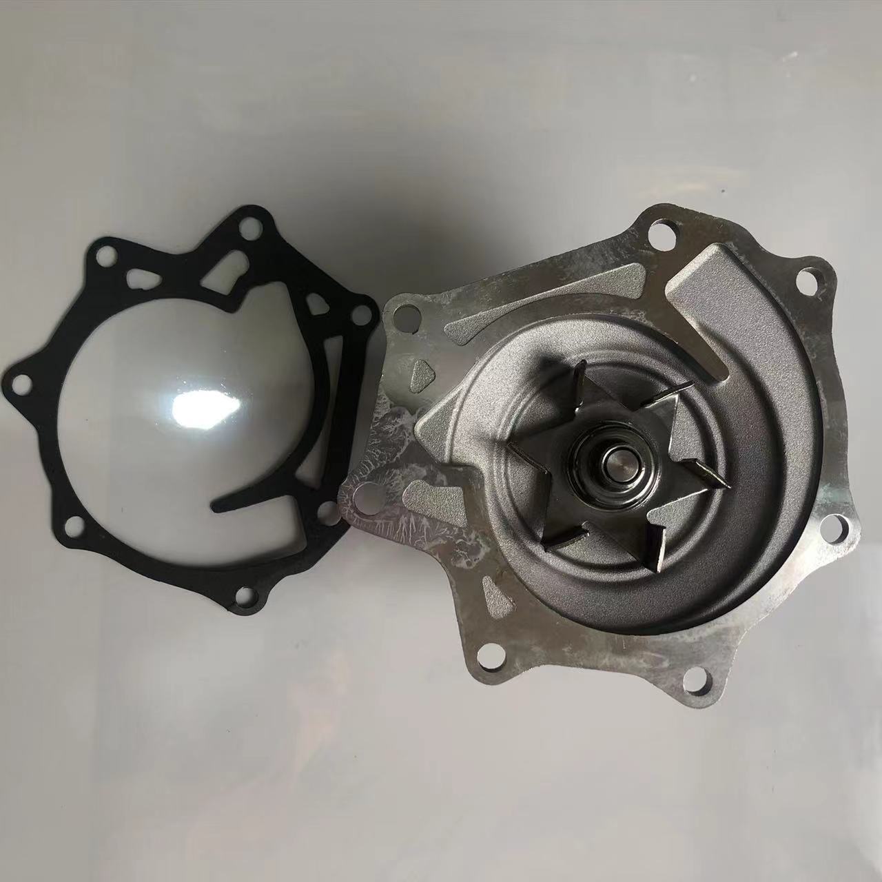 叉车配件尼桑 TD27发动机水泵 发动机水泵H20/K25/K21水泵