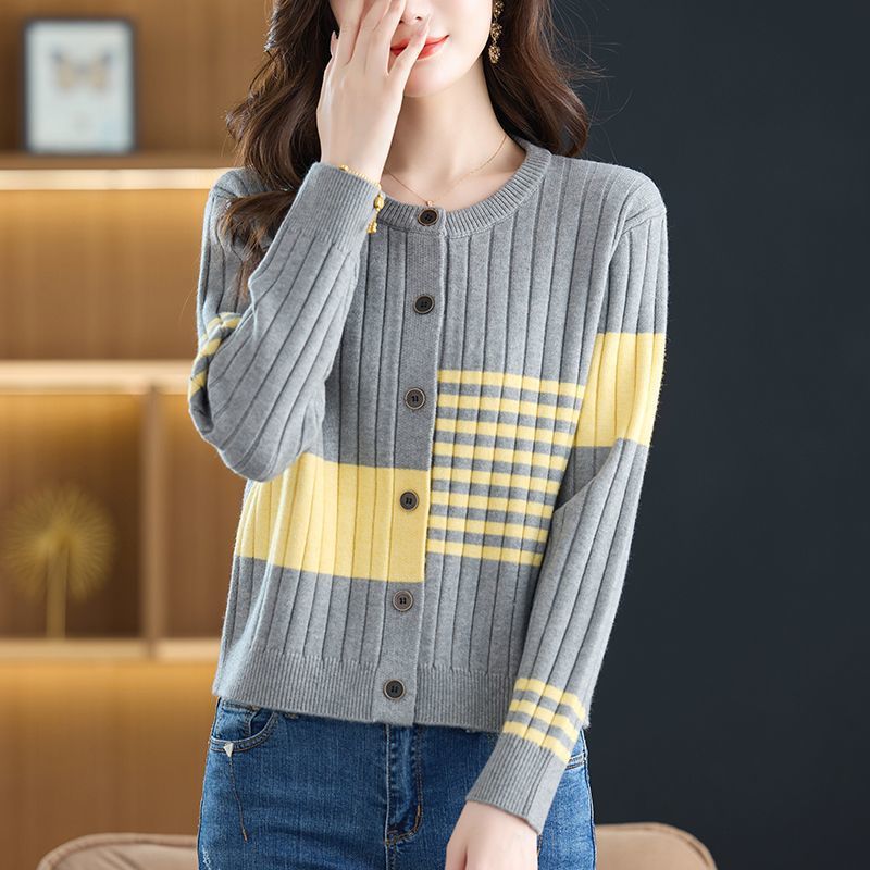 Knitted sweater