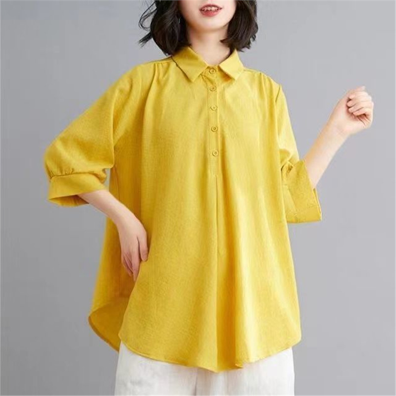 女性のシャツは太っています。|undefined