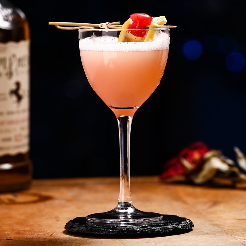 Taza de cóctel de cristal de vino de estilo japonés Kimura Nikonora taza de pie alto clásica wide mouth martini