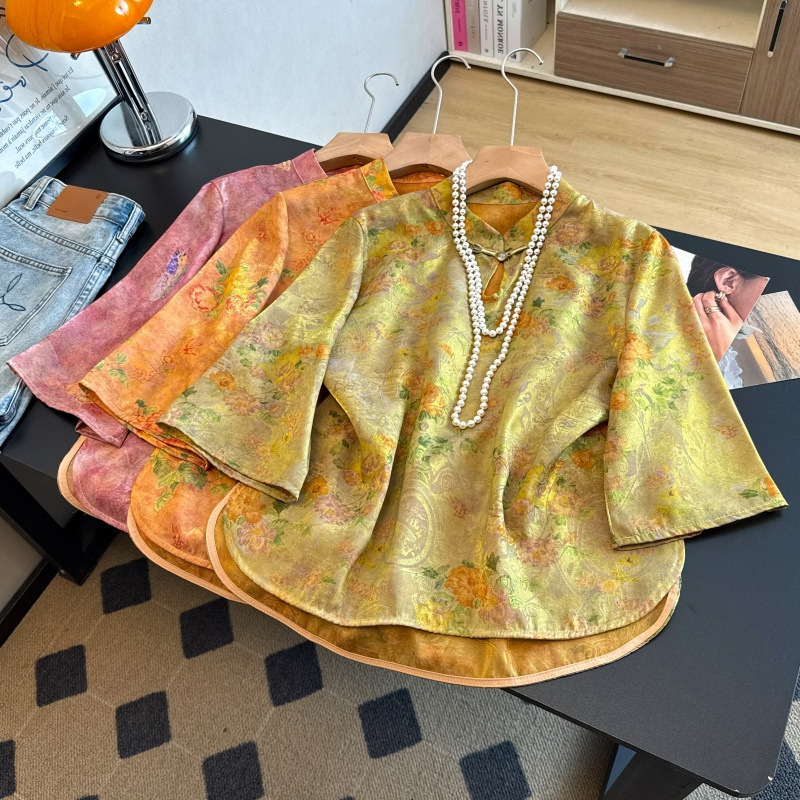 Quality-assured age-reducing silk shirt for mothers, new Chinese style, elegant, vintage, high-end, lightweight, ethnic-inspired, modified women's shirt