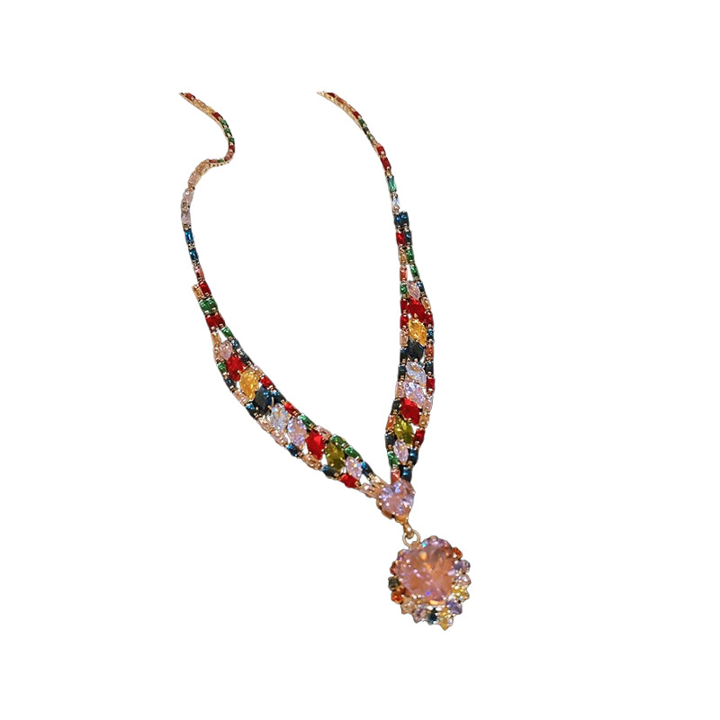 Juego de pendientes de collar con colgante de amor de circón Exquisito temperamento de moda súper brillante cadena de clavícula de lujo ligero collar de alta gama