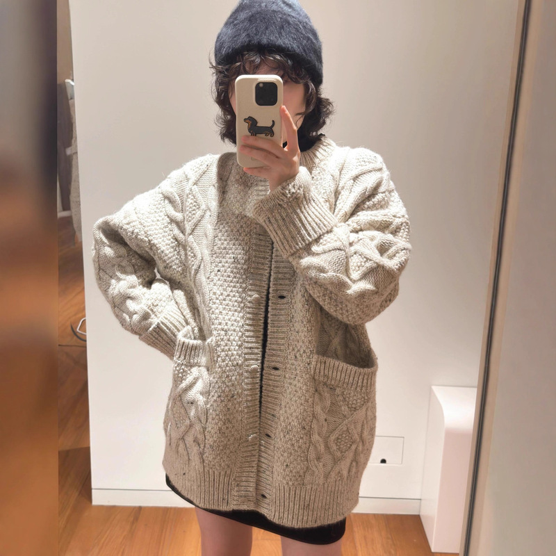 26 Autumn/Winter New Oatmeal Color Wool Aran Vintage Cable Knit Cardigan Coat Thick Knit Round Neck Sweater