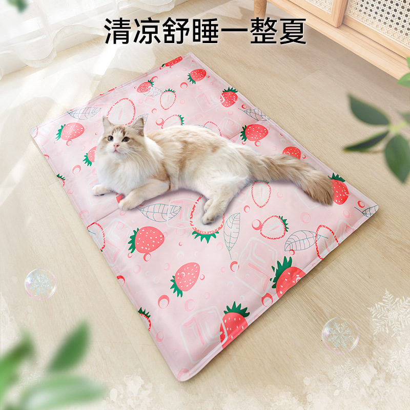 Verano refrescante perros fresas mascotas almohadilla de hielo dorado para perros grandes almohadilla de perros de tamaño mediano y grande para gatos