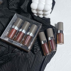 ~三隻裝鏡面唇釉套裝輕盈水潤保濕持久不易沾杯成膜唇彩