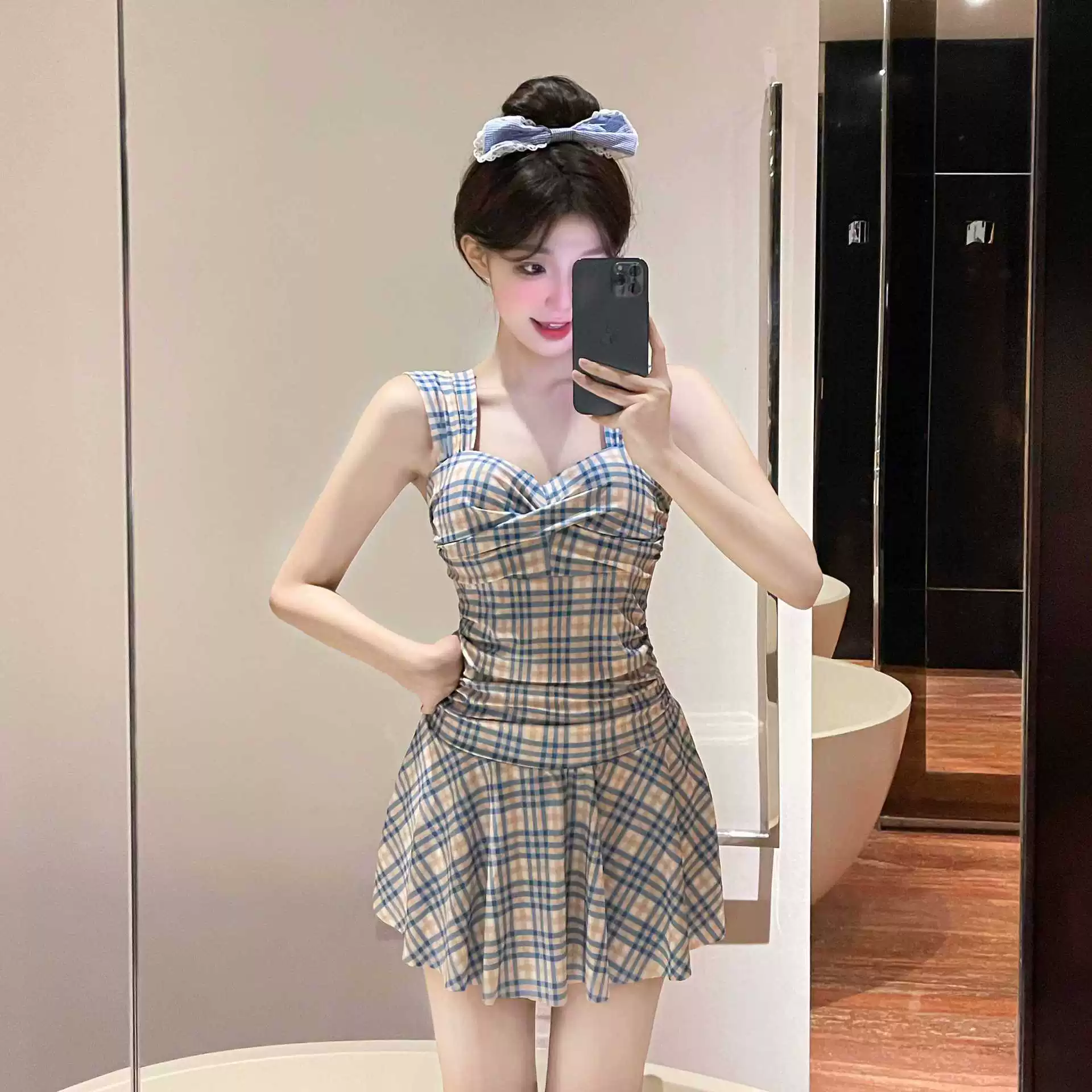 Женский купальник лето 2024, новый стиль, чистое желание для девочек, закрывающий плотью и большой грудью, цельная юбка в стиле горячего источника, купальник для отпуска