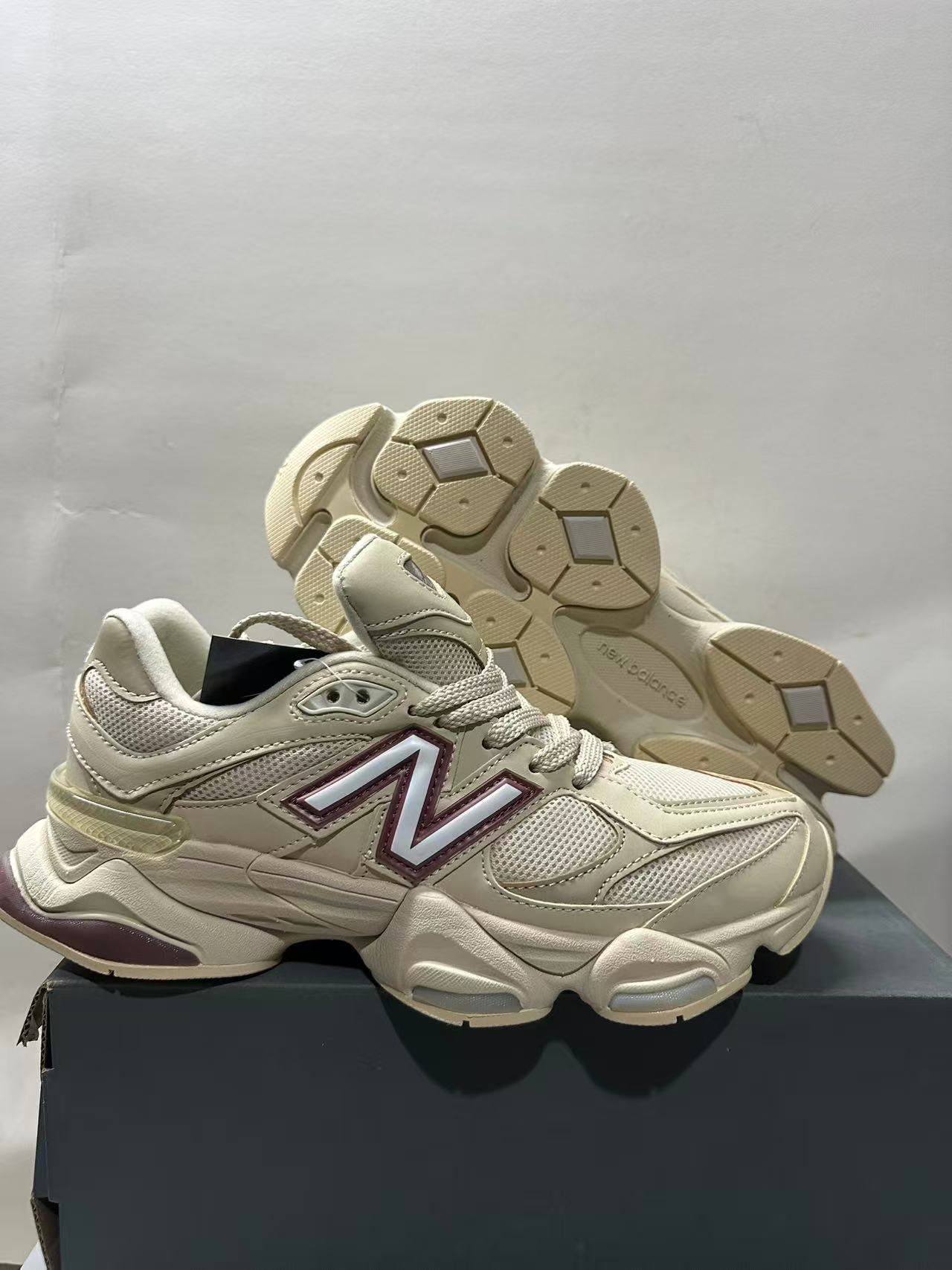 Zapatos Pitian puro comercio exterior original NB9060 tendencia de zapatos de papá retro altura pareja estudiantes hombres y mujeres zapatos deportivos para correr