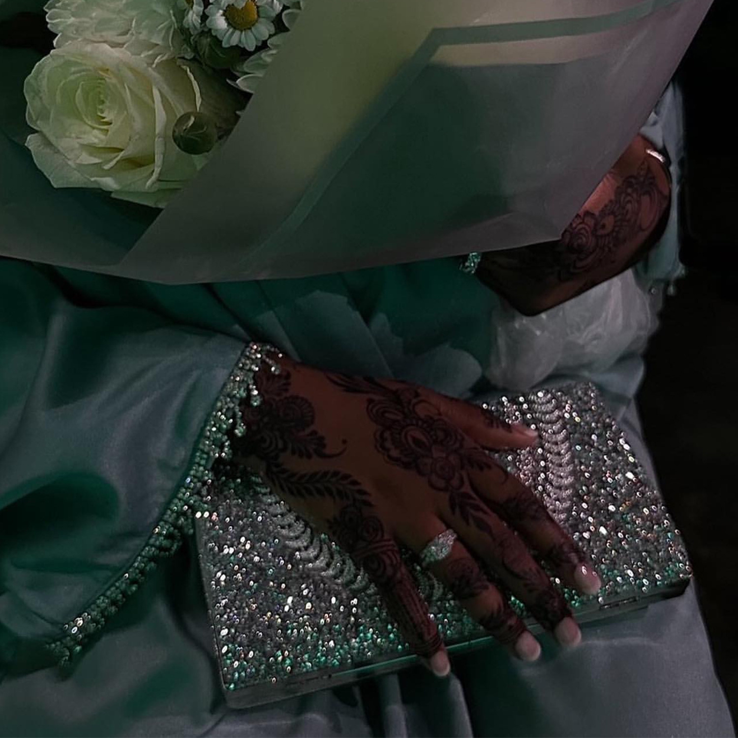 Loriya AliExpress Amazon Dubai primavera/verano partido diario color sólido con cuentas cardigan robe LR627